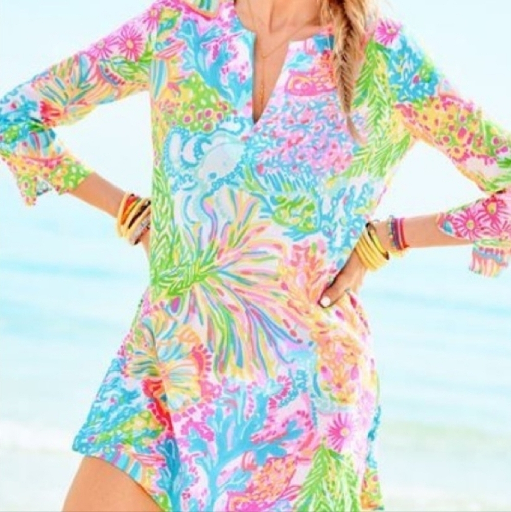 Lilly Pulitzer Colorful Marco Island Tunic Lovers Coral Grail size Medium